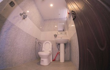 double-bed-bathroom